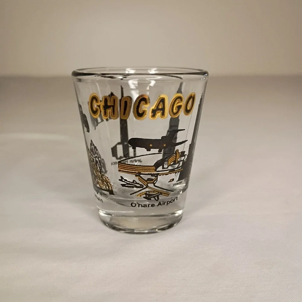 Chicago Illinois Shot Glass USA Souvenir Airport Sears Tower John Hancock Center